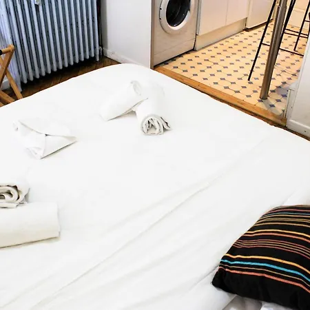Apartment Pietonne 44 *